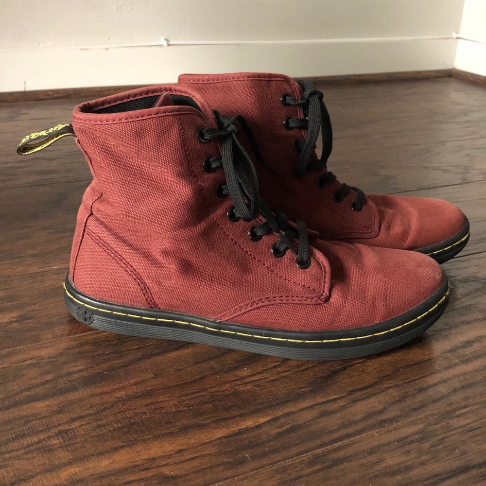 ❌SOLD❌Dr. Marten’s Shoreditch Cherry Red Shoe